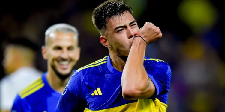 ¿Boca perderá a Anselmino? La decisión de Chelsea se acerca