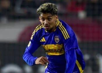 ¿Trueque en Boca? Almería pide a Cristian Medina por Robertone