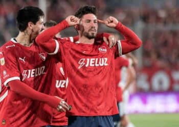 Conflicto entre Independiente y Boca por Loyola: ¿Qué sucede?