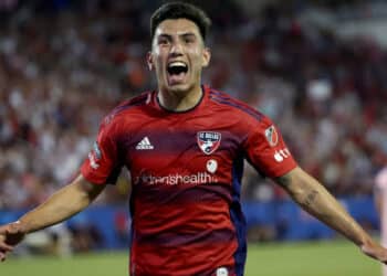 Boca Juniors: ¿Se cierra la llegada de Alan Velasco?