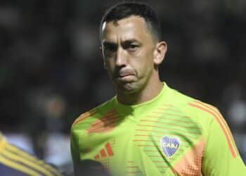 El Duelo de Marchesin con la Hinchada de Banfield: Un Clásico